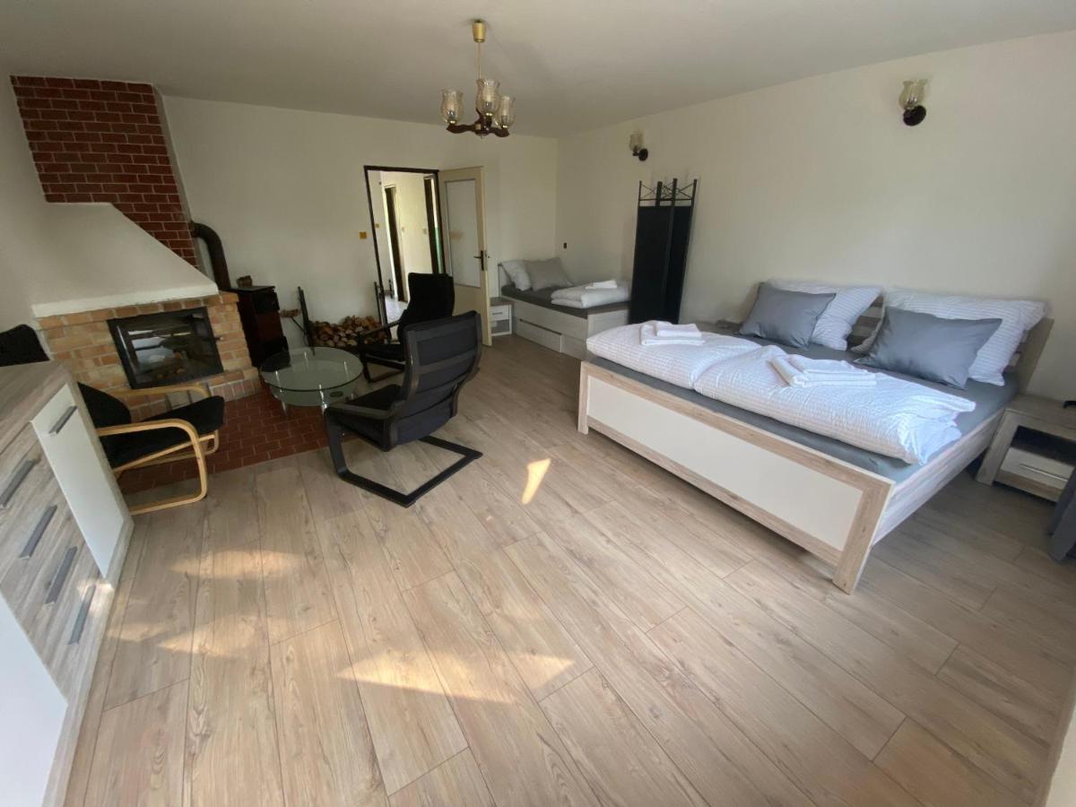 Apartman Pod Mandloni Starovice Extérieur photo
